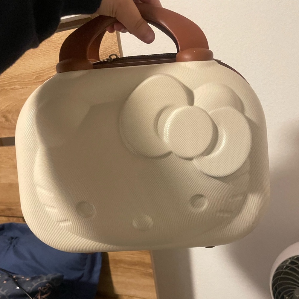 Hello kitty bag